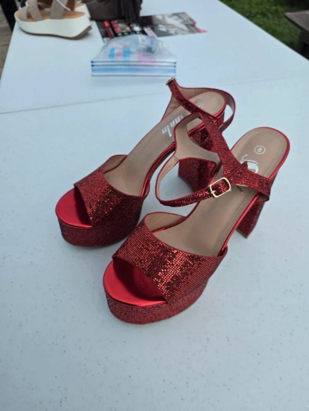 Heels - Picture 2 of 4